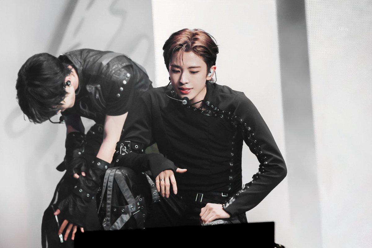 251101

🖤🩶

#NCTWISH #YUSHI #유우시 #ユウシ