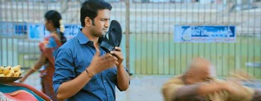 TrollywoodX's tweet image. • Chartered Flight for travels
• Rolls Royce/ 3 Crs BMW i7
• Panaiyur palace secluded life
• Never touches his fans. Treats them like slaves
• Has Y category security 
• Always moves with bouncers around

But but but &apos;#Ajith is an Elite&apos; daww. 🤣