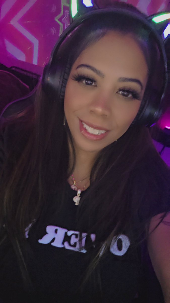 SHEERE HERE!! Come check me out kick.com/LadyStanton!!! ❤️❤️❤️❤️
Come by say hello right now!! 
#KickStreaming 
#letsgetmeverified