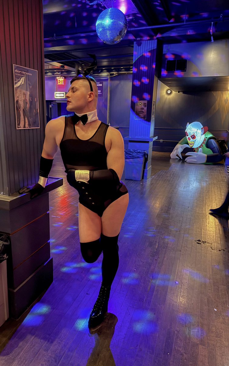 PowerFlower26's tweet image. Halloween 2025
#gay #укртві