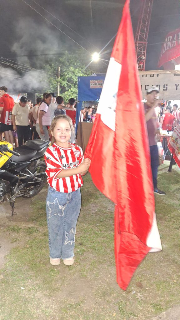 Agostina tweet media