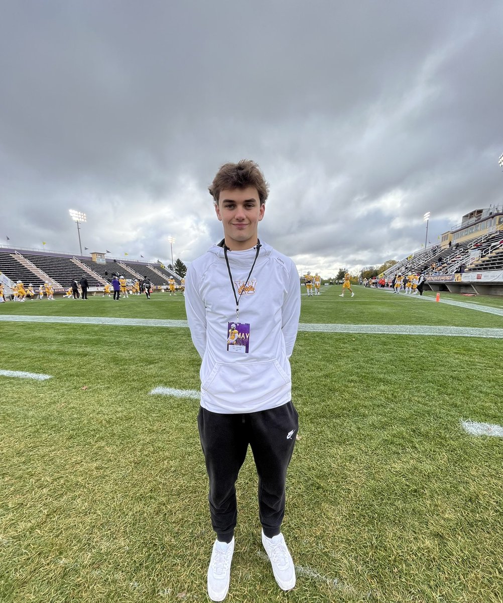 Thank you <a href="/CoachSchlichte/">Ryan Schlichte</a> for having me for a game day visit! <a href="/MinnStFootball/">Minnesota State Football</a>