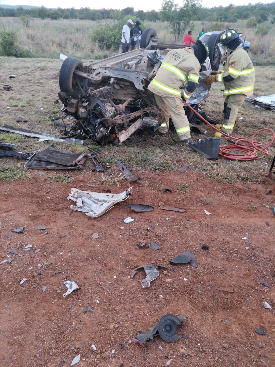 ElvisKaMathibel's tweet photo. @TrafficSA R573 Moloto road between Wagendrift and Jakkalasdans. https://t.co/4XHM2Rf2RW
