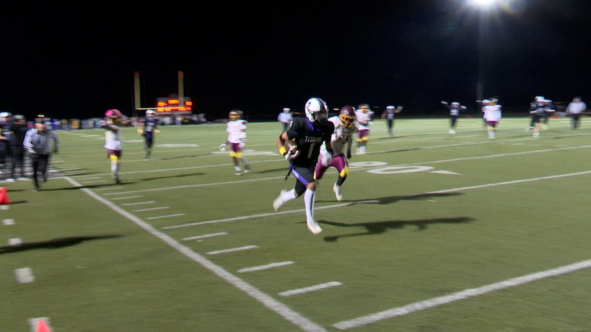 WMBD Prep Sports Recap:
-Washington, Nor. Comm. soccer into Elite 8
-EPG, Elmwood, Delavan shine in XC sectional
-11 of our 16 football teams playing today won their 1st round playoff games.

Buckle up, it's a fun one! 
Highlights: centralillinoisproud.com/sports/local-s…