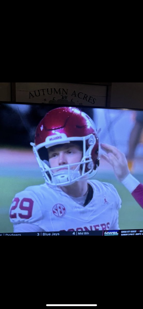 Bronson Bridges tweet media