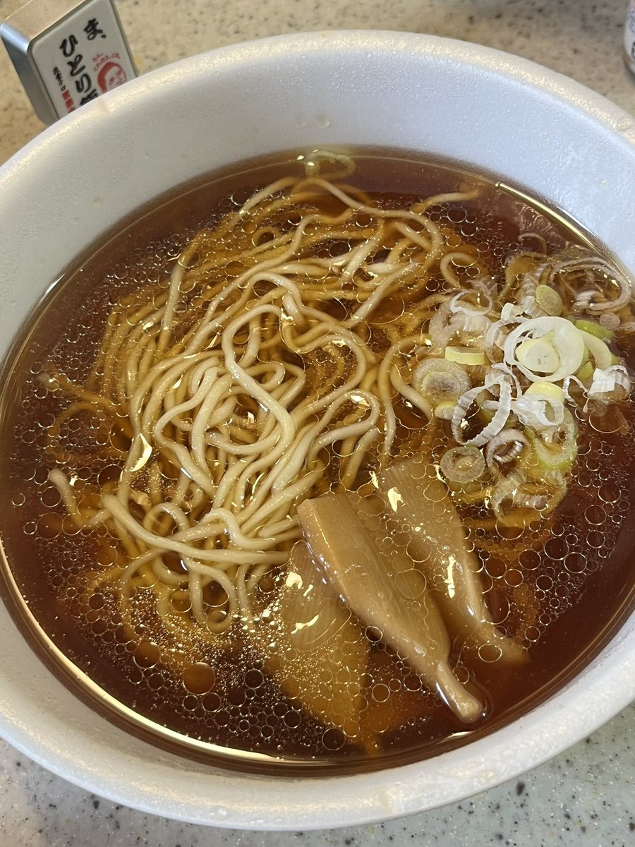 toyomasa_2012's tweet image. 観てるほうも総力戦だ！...腹ごしらえ🍜
コレは美味いゾ！👍
#Dodgers #WoldSeries #Game7 #tyms_2016