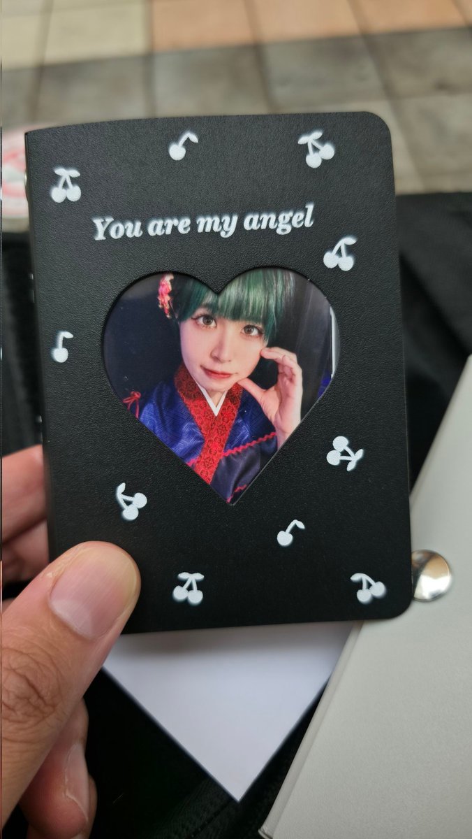 The1Wonderer's tweet photo. Unexpected gift. I'm so happy! 🥰 https://t.co/xd76xr41SB