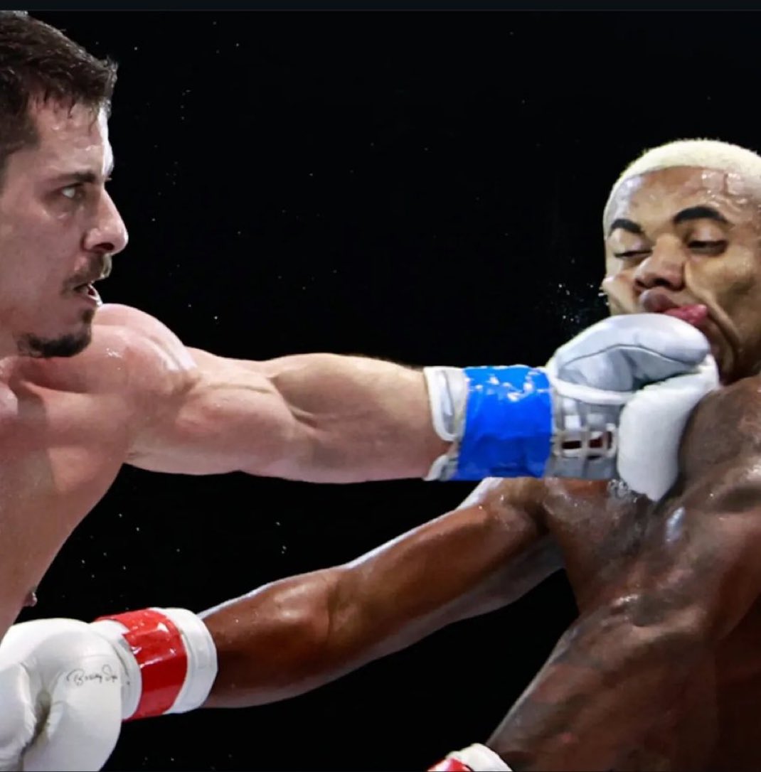 O DAVI BRITO TOMANDO UM PAU DO SACHA BALI KKKKKKKKKK