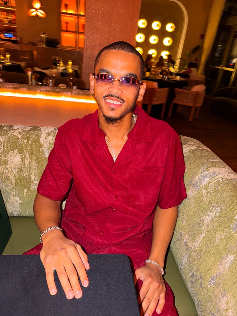 jaylenector's tweet image. 26th birthday in Miami