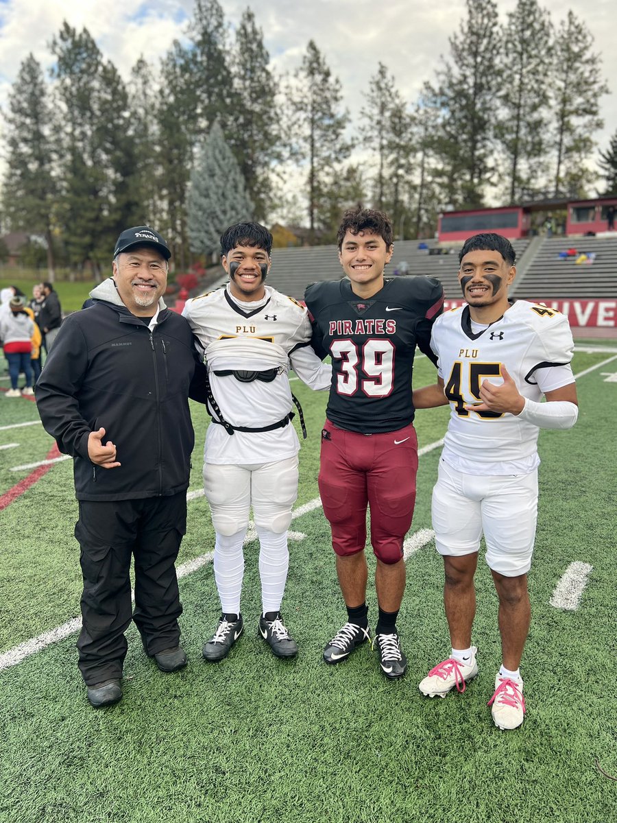 Hong_808's tweet photo. Monarchs in da house🤙🏽 #ViriliterAge #Kuleana #Lutes #GoBucs https://t.co/GhxCcKabvb