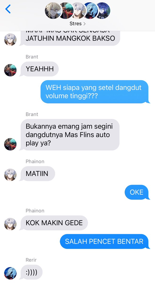 nightplvumes's tweet image. slight #varflins #phaidei disuruh tenang bentar sama mas rerir