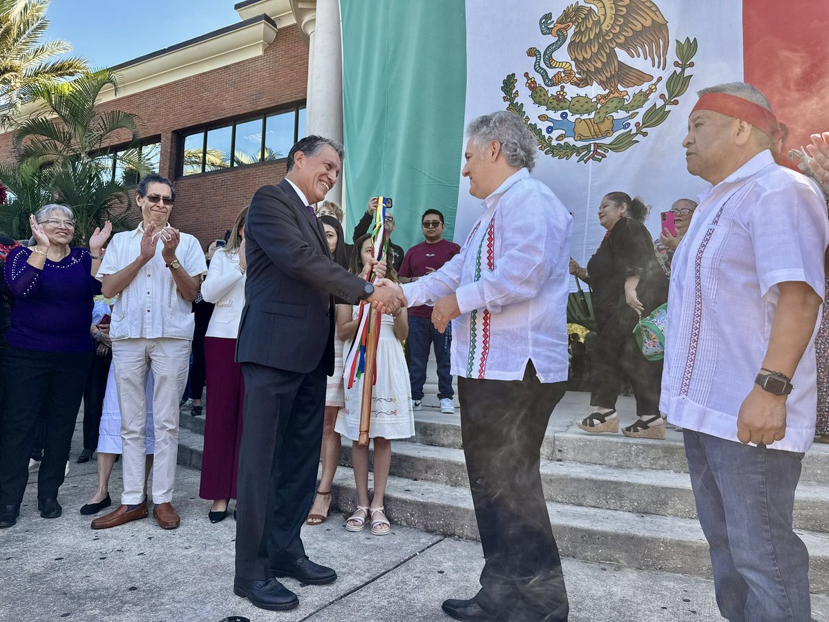 Consulado de México en Orlando tweet media