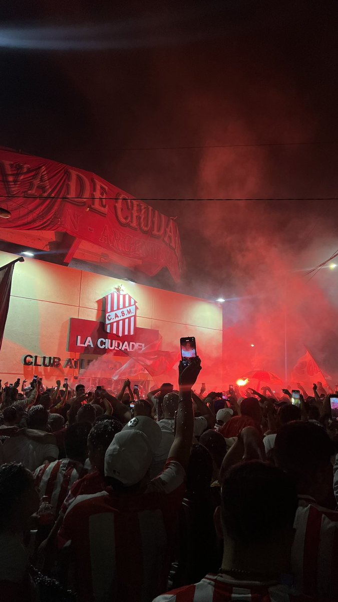 Siempre pero siempre bien arriba los Santos.