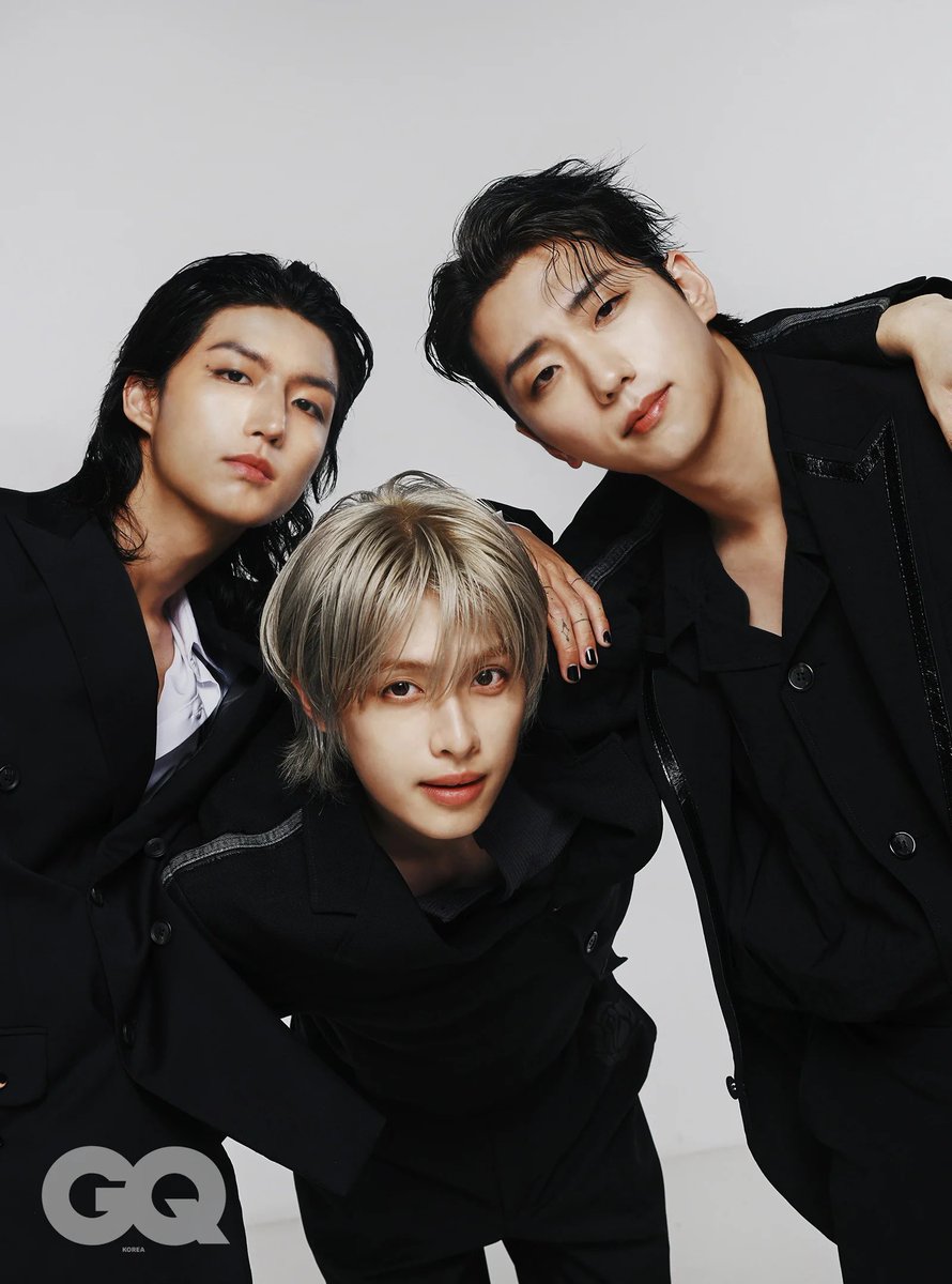 so_geum_00's tweet photo. 정장착에서 좋은느낌을 받다… 이런ㅁㅊ https://t.co/7cktjzuhgC