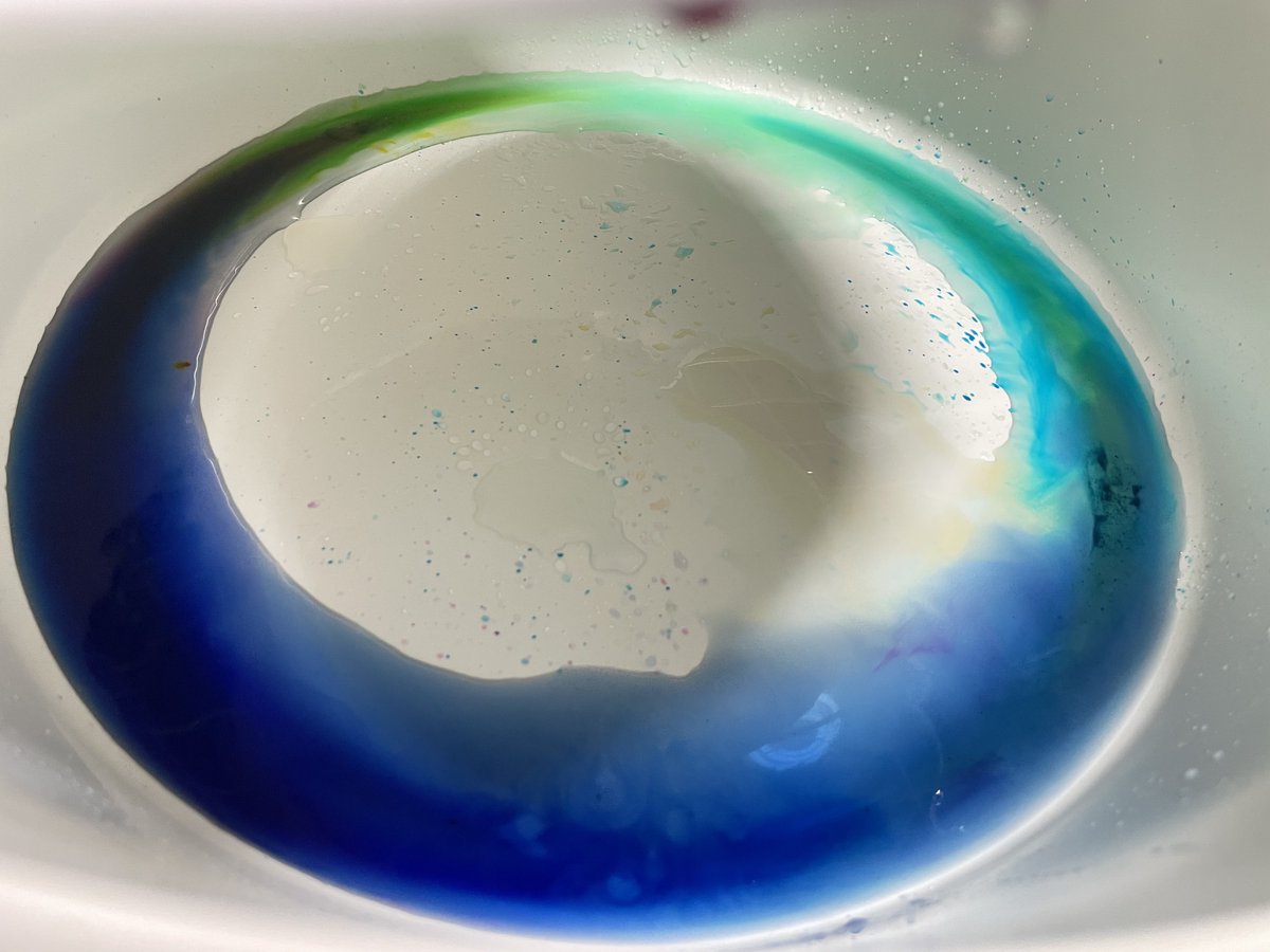 WFT_official__'s tweet image. 溶けだした水分ですらこんなにキレイ✨

 #WFT #icedye