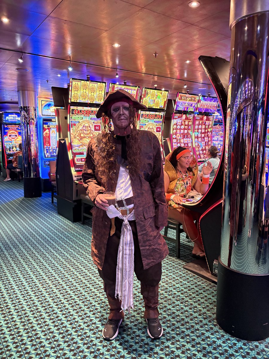 Doc_Holiday26's tweet photo. @CarnivalCruise First time since I was a kid dressing up for Halloween with my beautiful mermaid wife @Bubbleschics1 on #CarnivalMagic ACES Cruise November 31 2025. Not to shabby https://t.co/p0pnLgdV6F