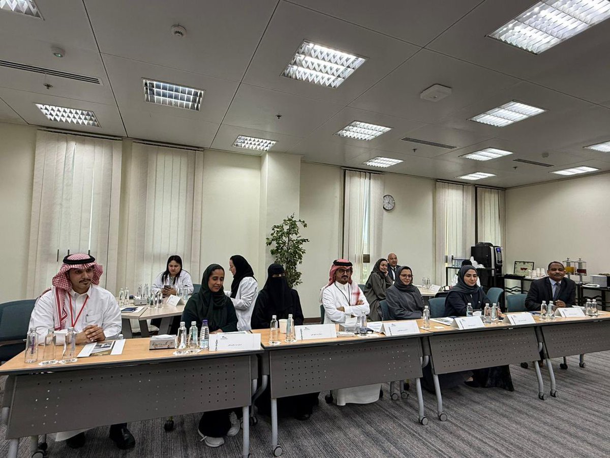 زار وفدُ اعتماد حمايةِ المشتركين في الأبحاث التابعُ للمعهدِ الوطنيِّ لأبحاثِ الصحة، وكالةَ الجامعةِ للبحثِ العلميِّ والابتكار، بـ #جامعة_الإمام_عبدالرحمن_بن_فيصل و عُقد اجتماعٌ بحضورِ عميدةِ البحثِ العلميِّ أ.د. ريم الجندان.
ورافقت الوفد خلال الزيارة التفتيشيةِ د. إيمان السلمي،