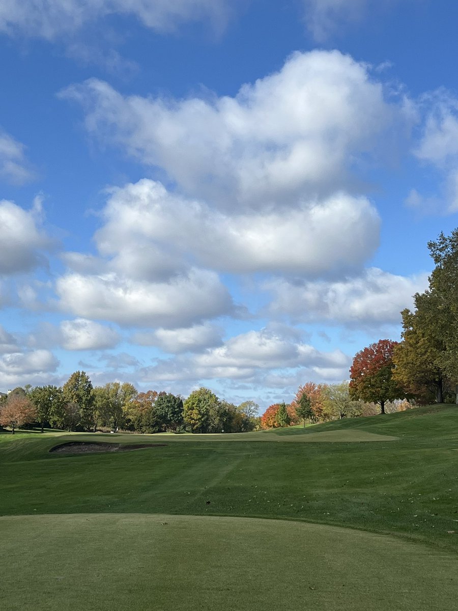 BIODTLine's tweet image. Autumn Golf - Kansas style.