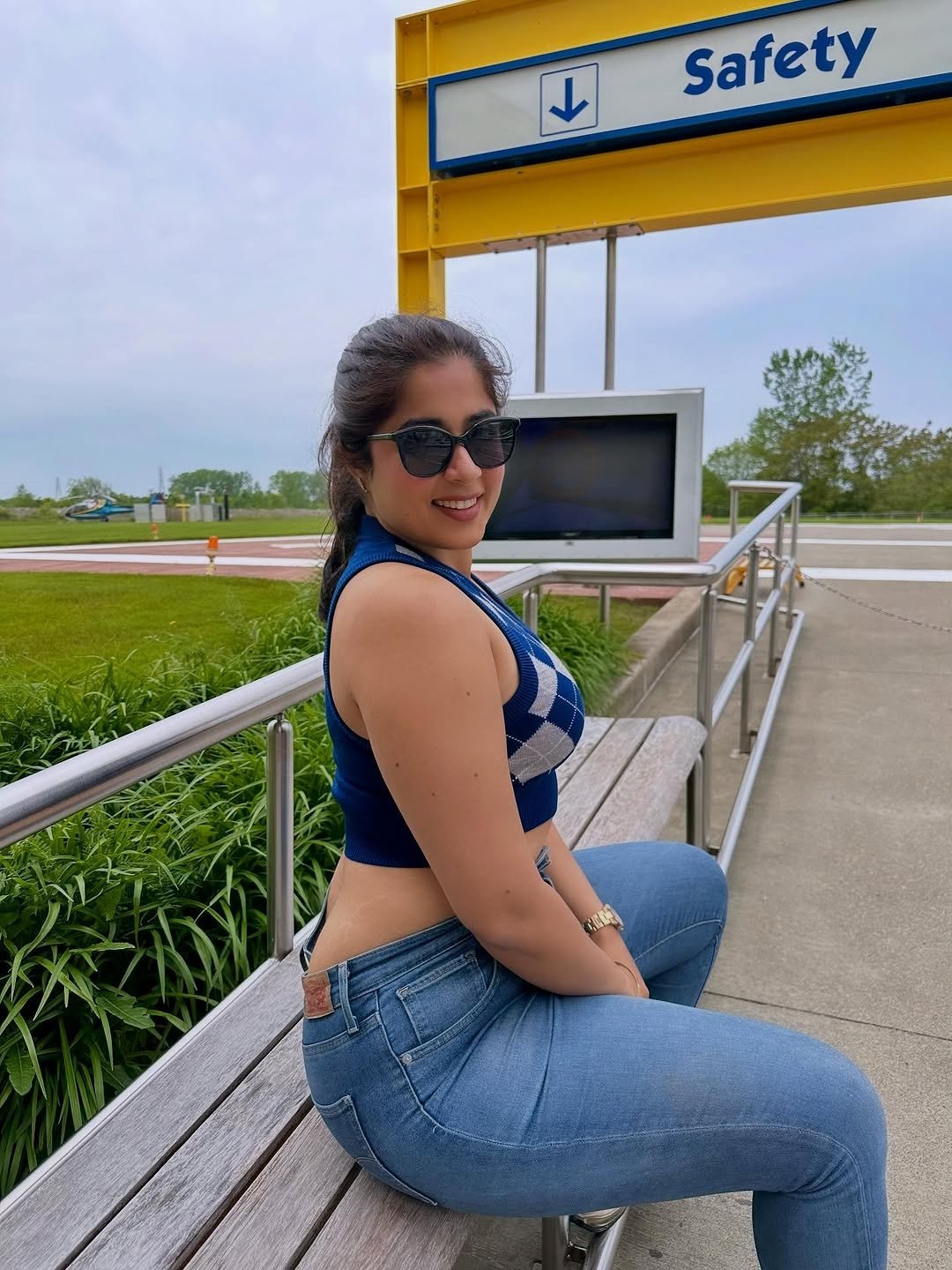 G4uPCytbQAA0lXM?format=jpg&name=large