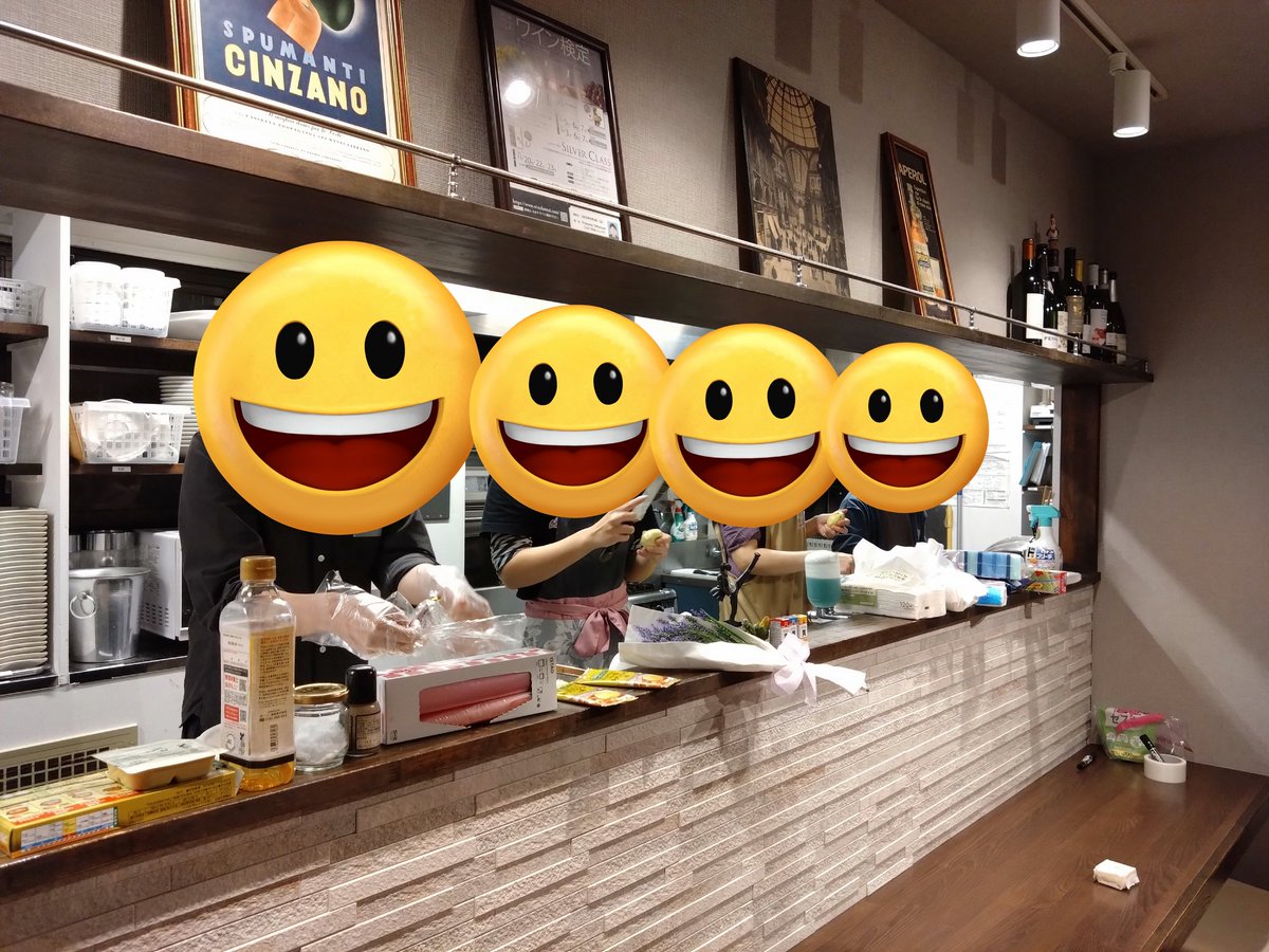 anrmayu's tweet photo. カレーオフ〜
BGMでトレハン体操かかって体操が始まった https://t.co/QME1srMeuN