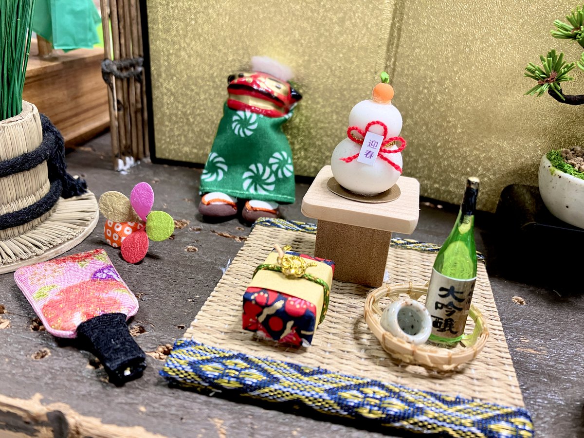 鏡餅や座布団、畳も‼️／ 🎍🌅 和な #ミニチュア あります 🍶🍢 木製の