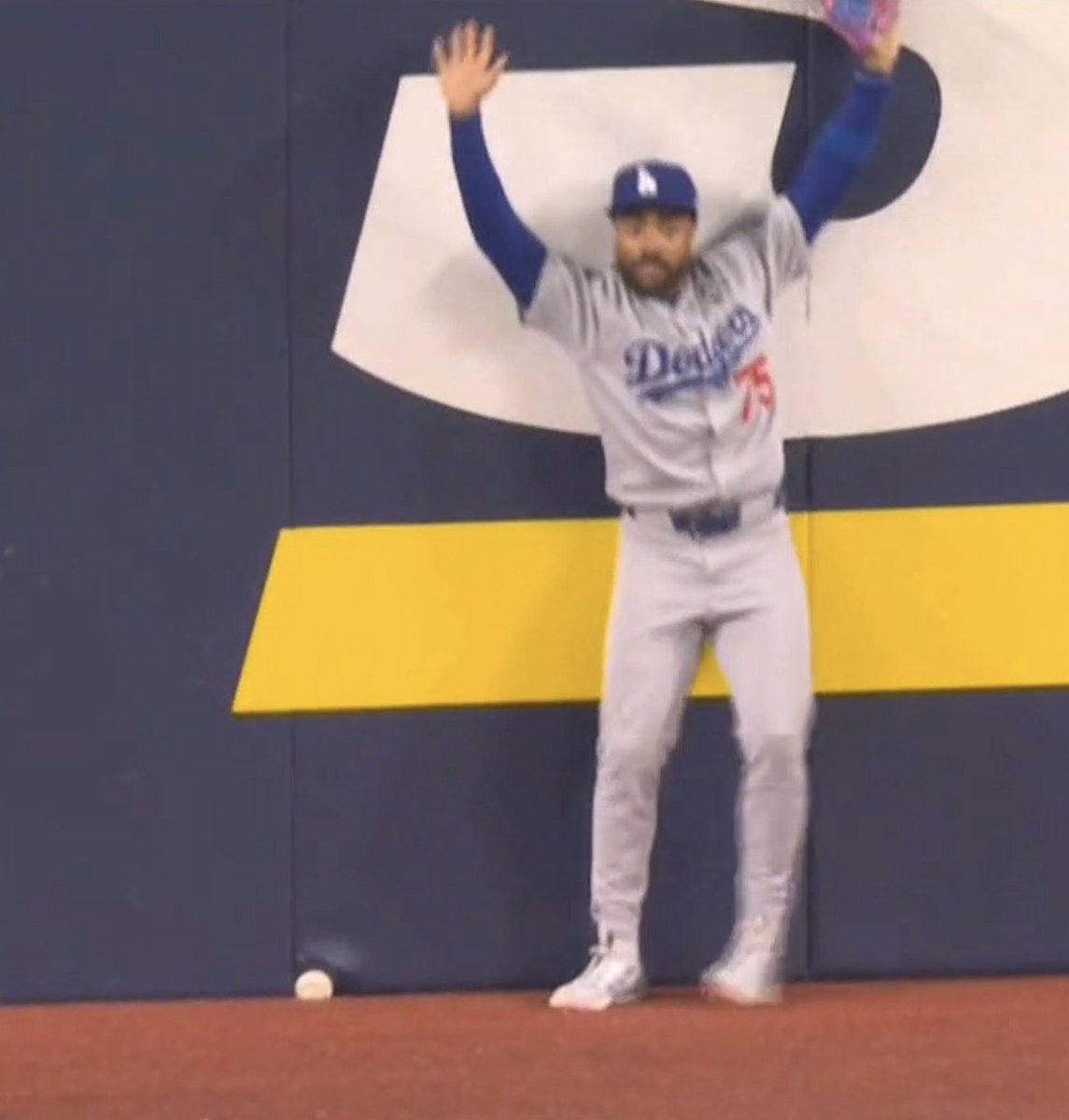 Raise your hands if your team just won the World Series.