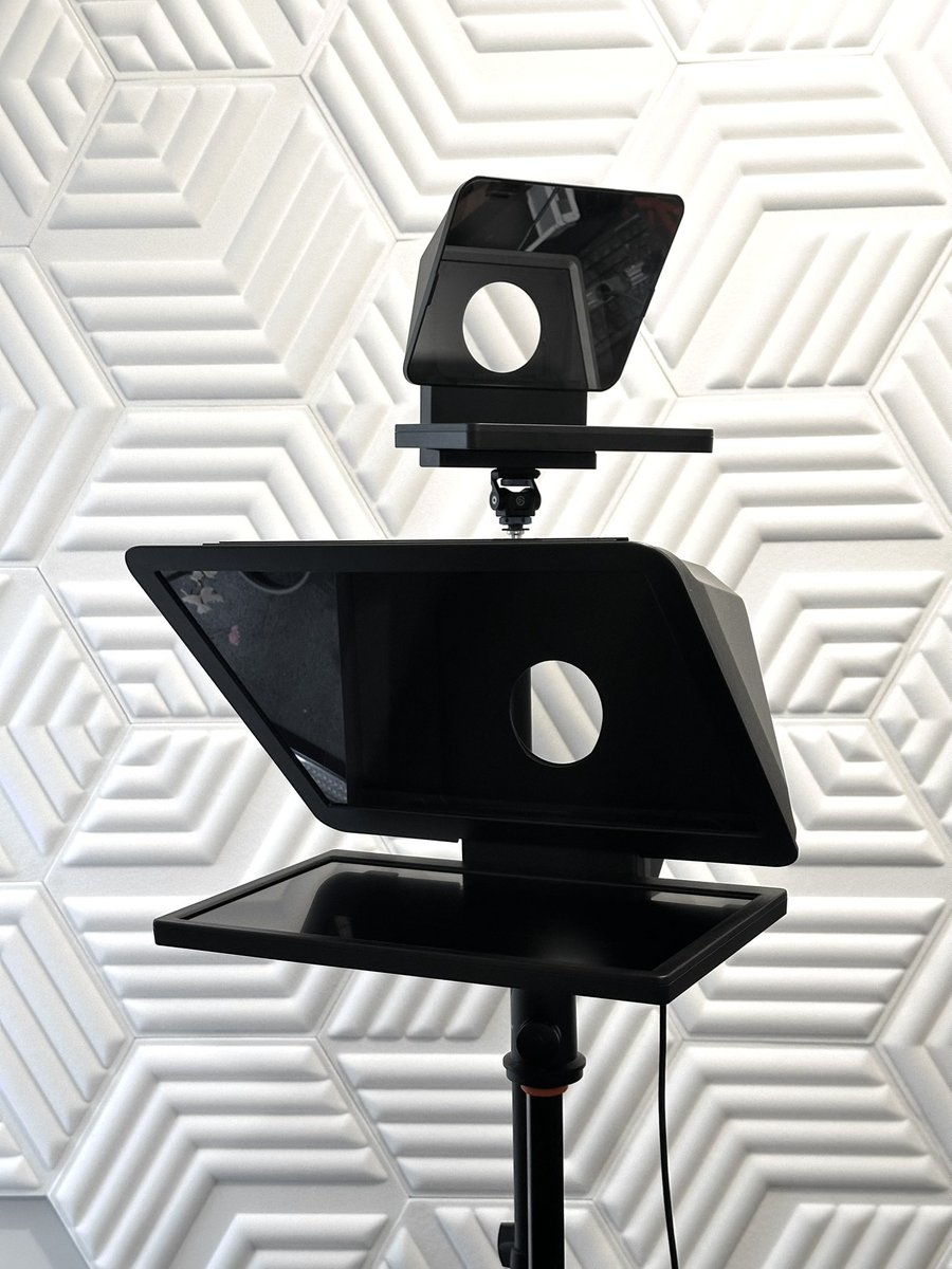 Don’t talk to me or my son ever again 😡