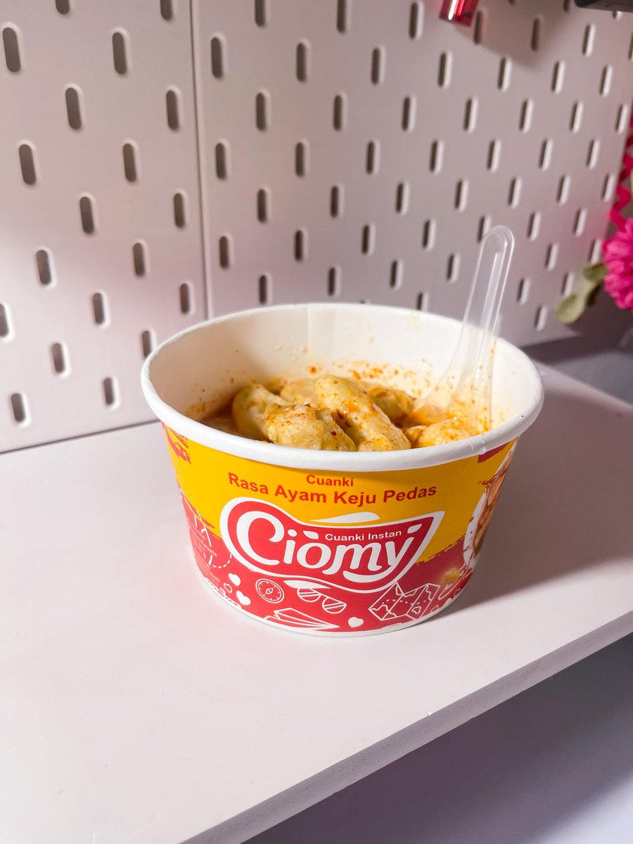 eatthread's tweet photo. Ciomy to the rescue, as always 🍜✨ https://t.co/PaEDyq7Nmk