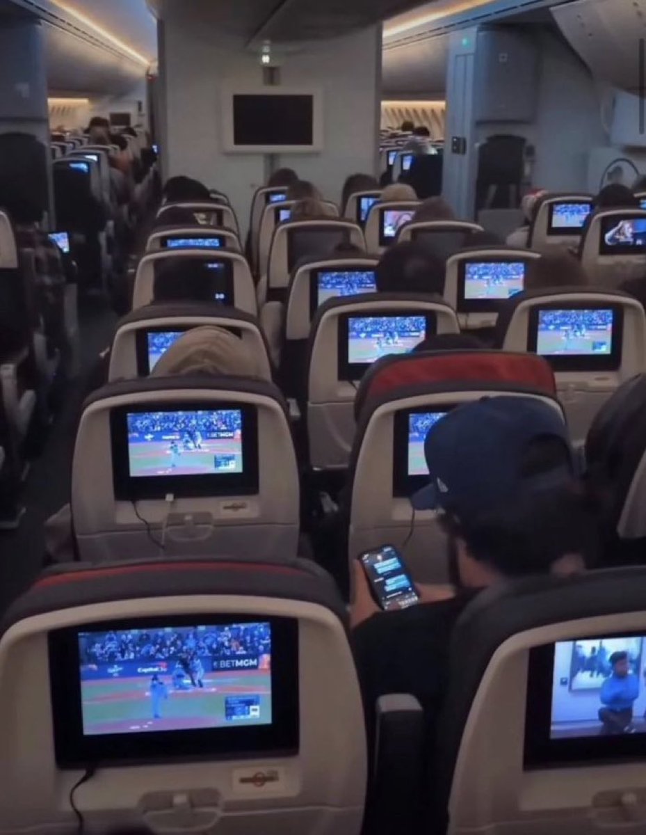 Kendall Baker tweet media