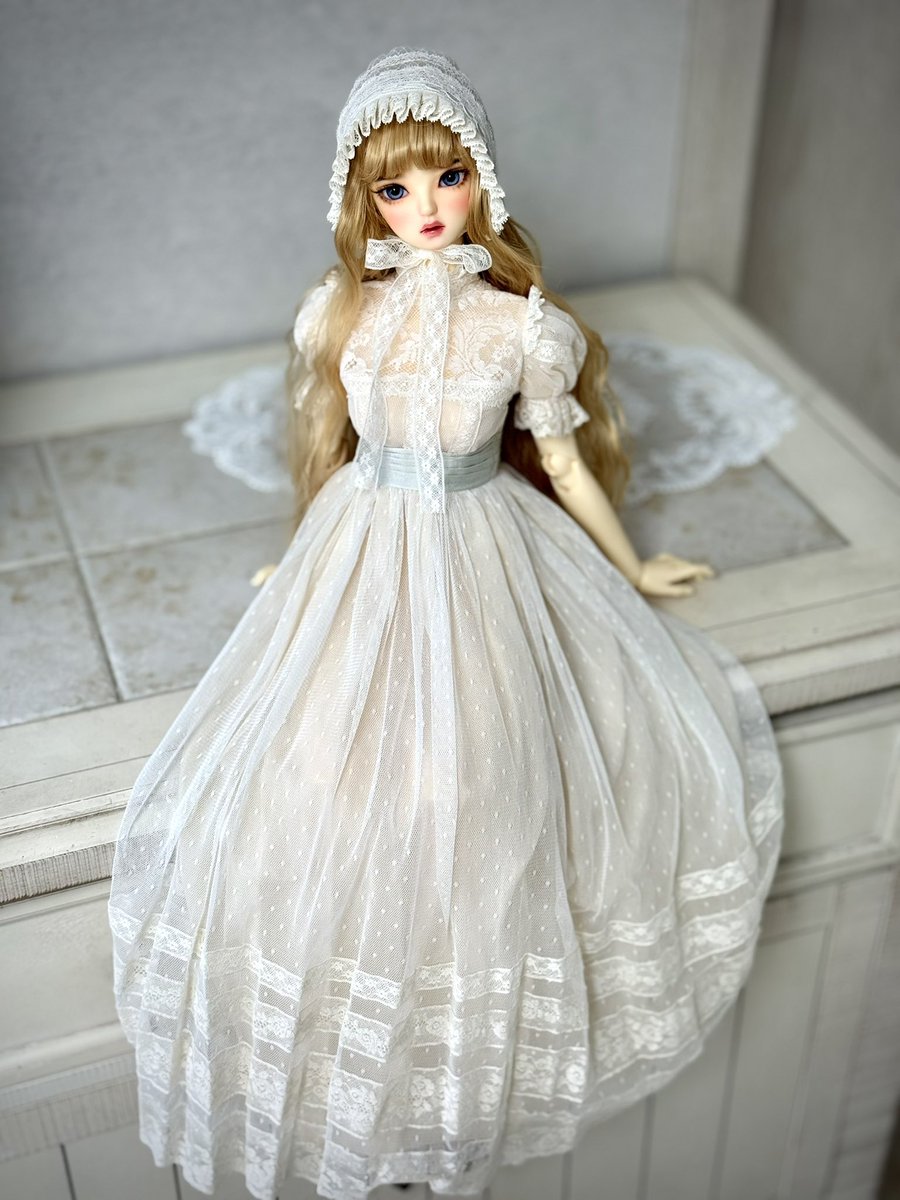 16세 사이즈 에밀리 롱버젼 아이보리