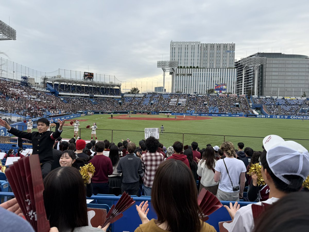 atsushiEditor8's tweet photo. 早慶戦を観戦
頑張れワセダ！
僕は横国卒だけど。 https://t.co/DwMkt1hmmN