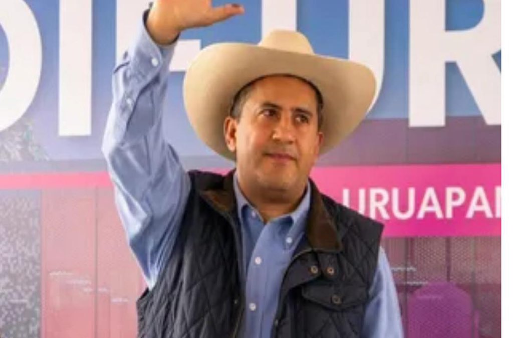 SomosMxMexico's tweet image. 🚨En #SomosMx condenamos el cobarde asesinato de Carlos Manzo, alcalde de Uruapan. Exigimos castigo a los responsables y expresamos nuestro pésame a su familia. México está de luto una vez más. 

somosmx.org.mx/comunicados/co…