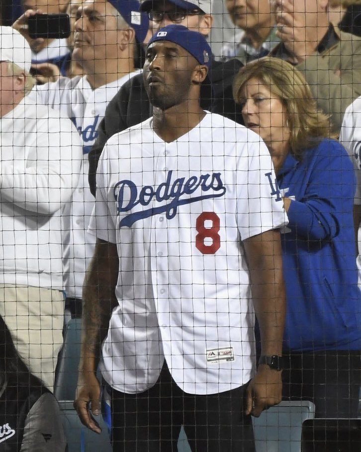 WE DID IT KOBE!!!!! 🏆<a href="/kobebryant/">Kobe Bryant</a> 
#BacktoBack #WorldSeries