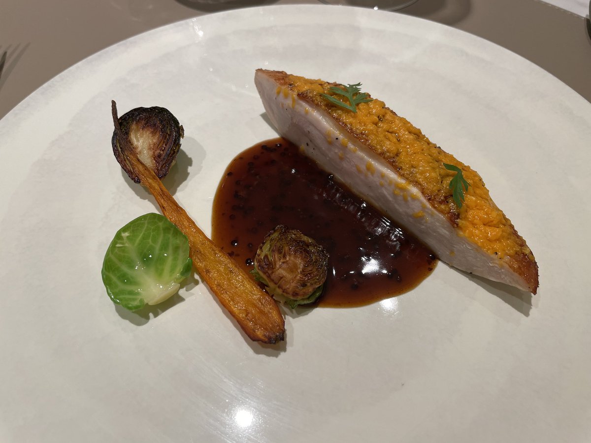 PF_512_S_Modulo's tweet image. 麻布十番でランチ。料理は全て美味しくてシェフの人柄も素敵でとても素敵な時間を過ごせました。また行こっと。
#LaMaisonConfortable
#シェフ赤坂洋介