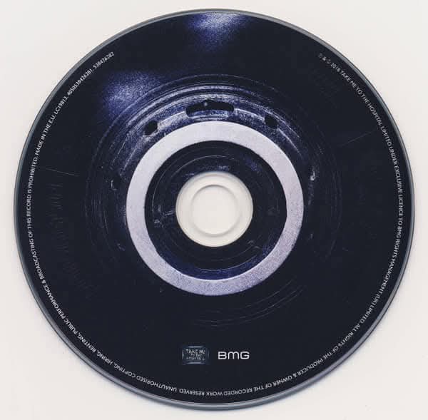 TheProdigyDaily's tweet photo. The album was released on ⚪ clear, 🟣 purple and ⚫ black vinyl.  A CD and audio cassette were also released.

🐜 Clear vinyl in gatefold sleeve exclusively sold online at The Prodigy Store.

#theprodigy #notourists #vinyl #discogs #theprodigyindates #uk https://t.co/Tvvxhd2bVC