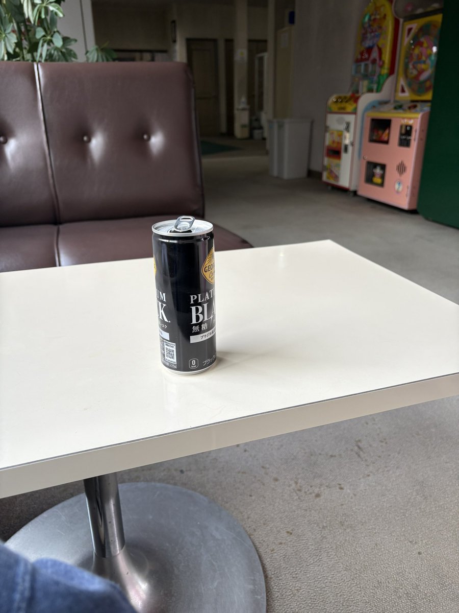 昨夜は帯広メガストーンに来てくれた皆さんありがとうございました‼︎
企画してくれた古くからの友達THE BALONに感謝です♪
北見にはいないタイプのバンドばかりで数年ぶりの帯広新鮮でした〜
GANG4と行けて良かった‼︎