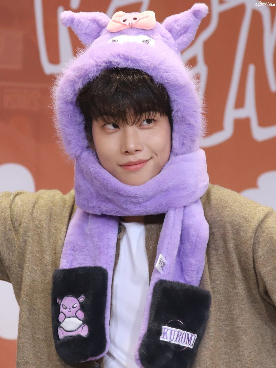 251102 애플뮤직

키여운 쿠로미짱💜
#주니지니 #ZOONIZINI
#아스트로 #엠제이 #ASTRO #MJ #김명준