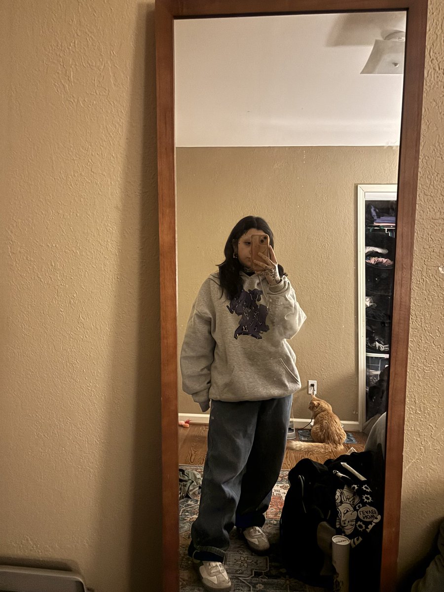 gremlincc's tweet image. where the bitches at