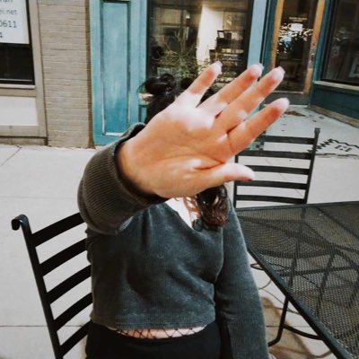 pratt__taylor's tweet photo. #NewProfilePic https://t.co/Sg68RjNdzs