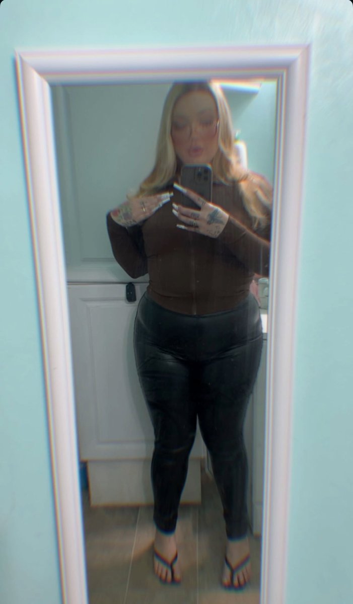 iknowusickofme's tweet image. Let’s Get Down