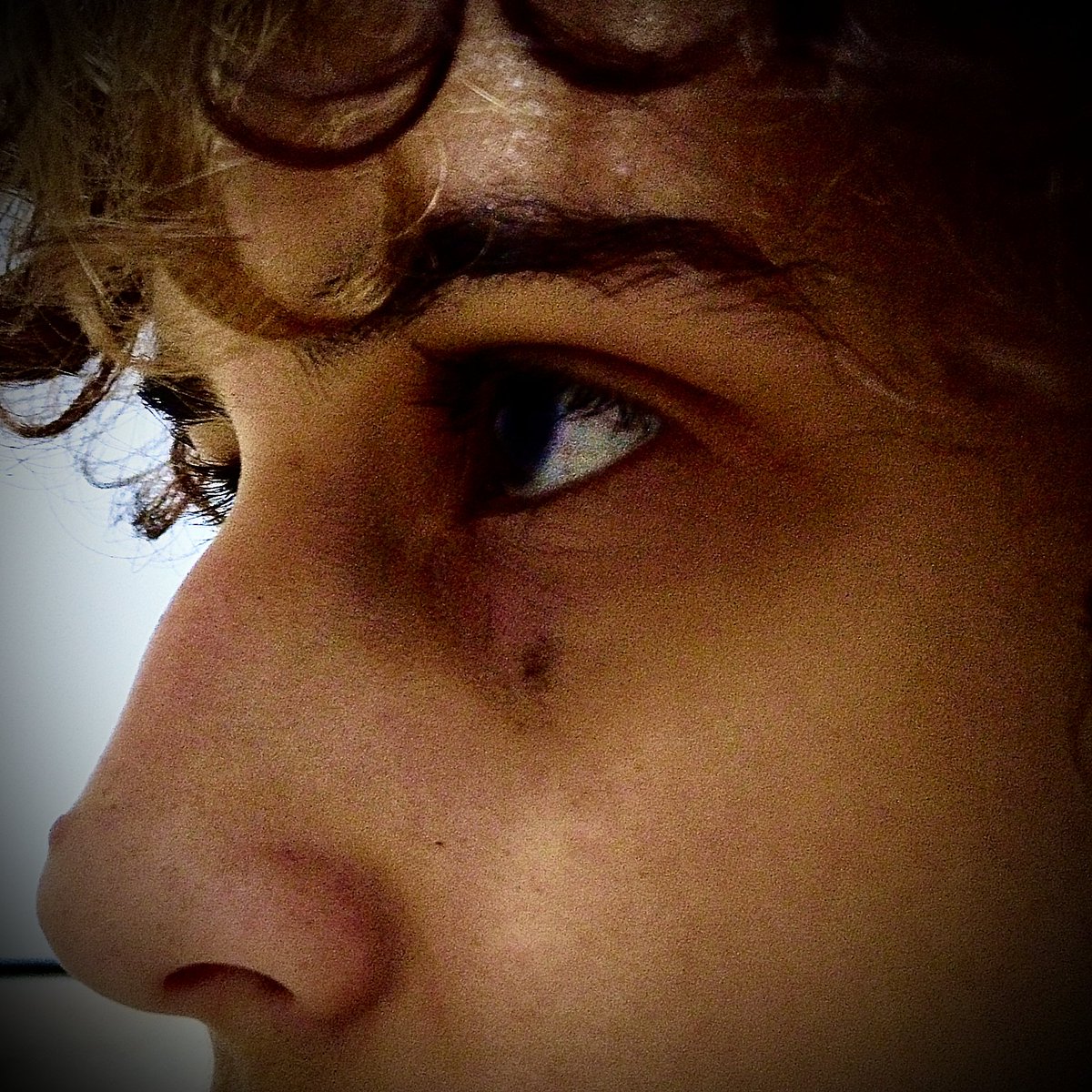 _empty_bed_'s tweet image. Amo ser nariguda, acho mey nariz lindo