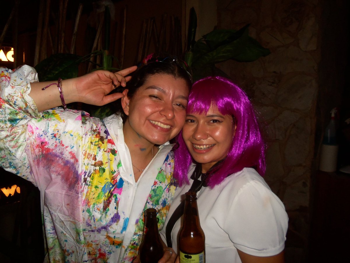 sofiacaldem's tweet image. Nunca falla mi camarita 🩷❤️💙💜💛💚