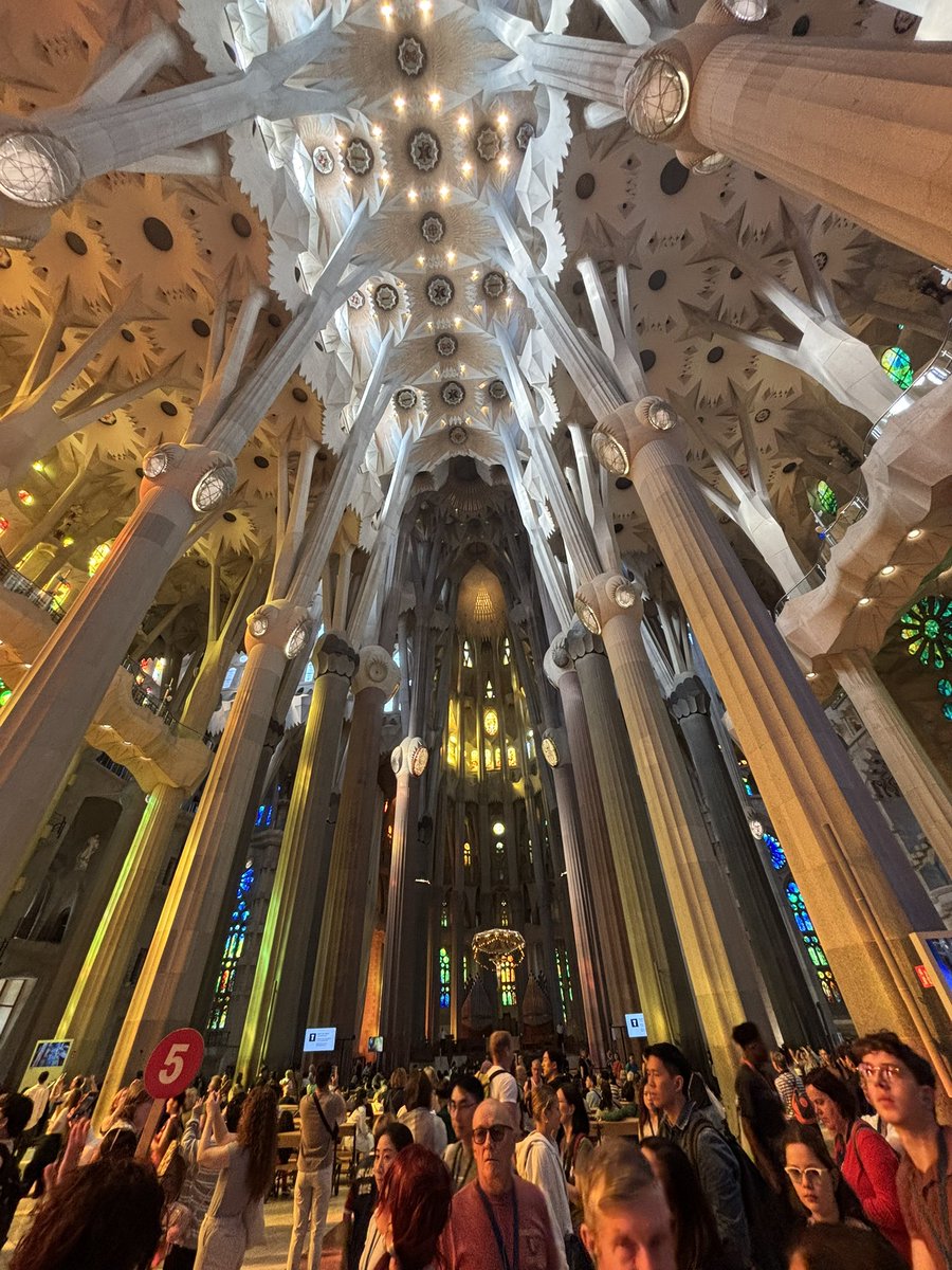 Luis Cobos tweet media