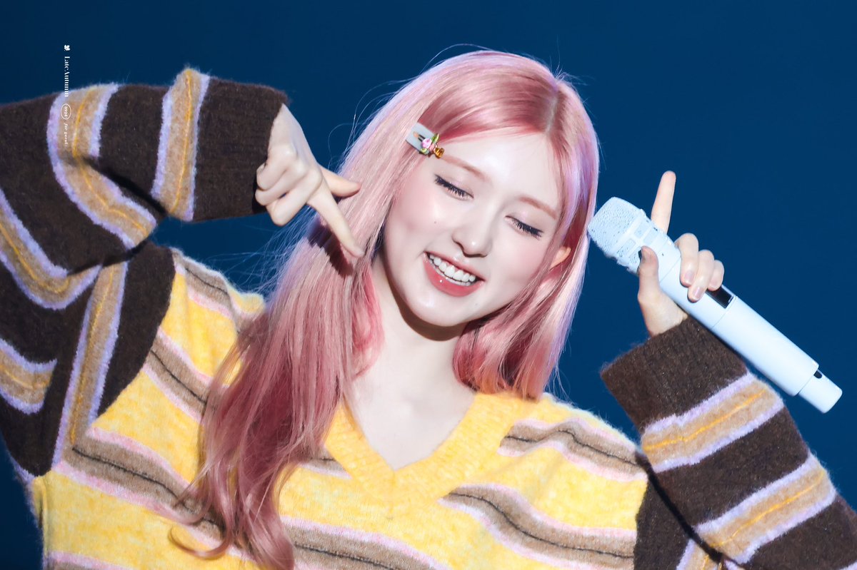 LateAutumn0924's tweet photo. 20251102 🍡

#가을 #김가을
#ガウル #GAEUL
#IVE #아이브 
#SHOW_WHAT_I_AM https://t.co/1moOzT9A7J