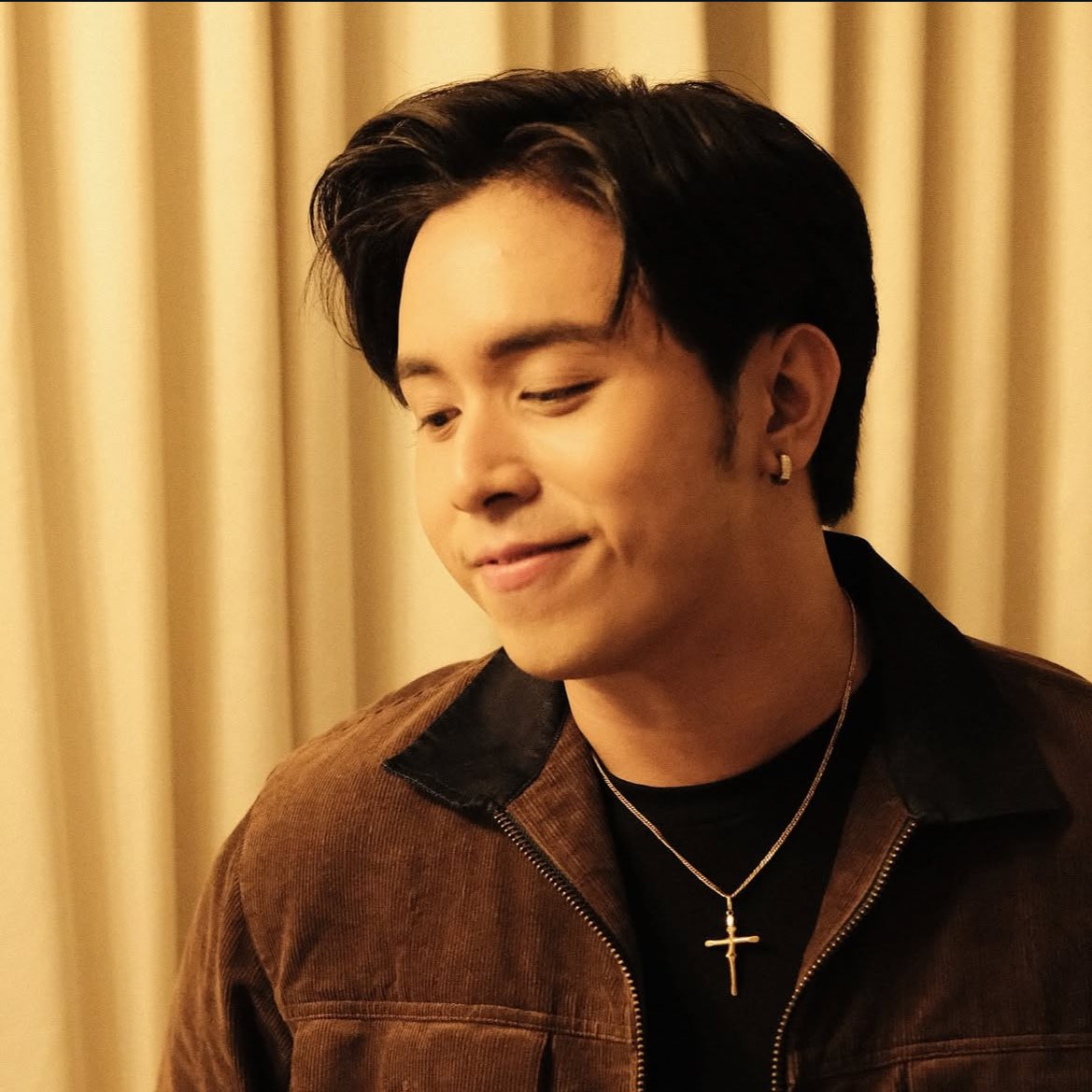 .<a href="/rob_deniel/">Rob Deniel</a> enters the top 10 of Spotify PH Top Artists chart for the first time ever at #9.