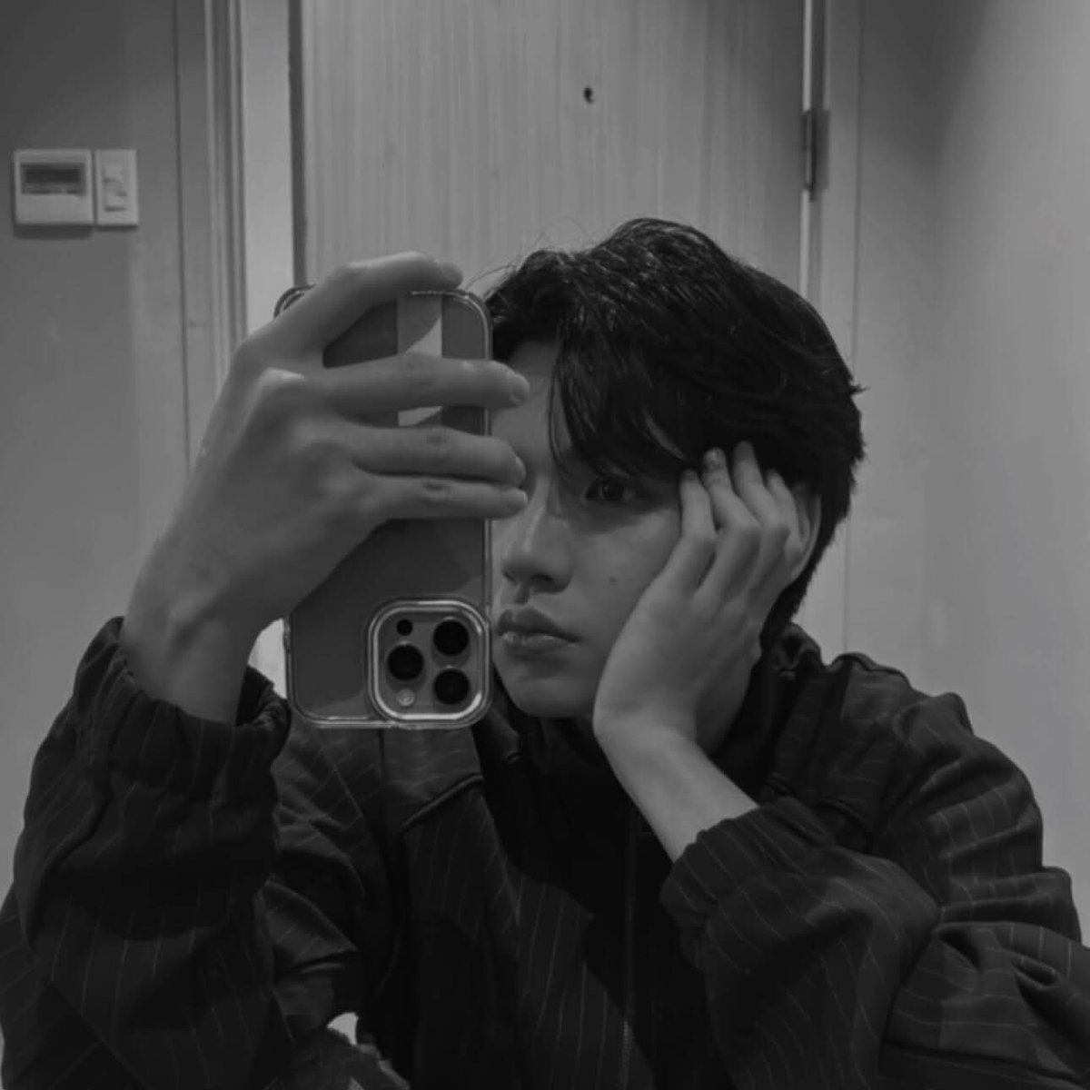 Happy visual day pogi!!🐱🩷

#HORI7ON_KIM
#HORI7ON #호라이즌
<a href="/HORI7ONofficial/">HORI7ONofficial</a>