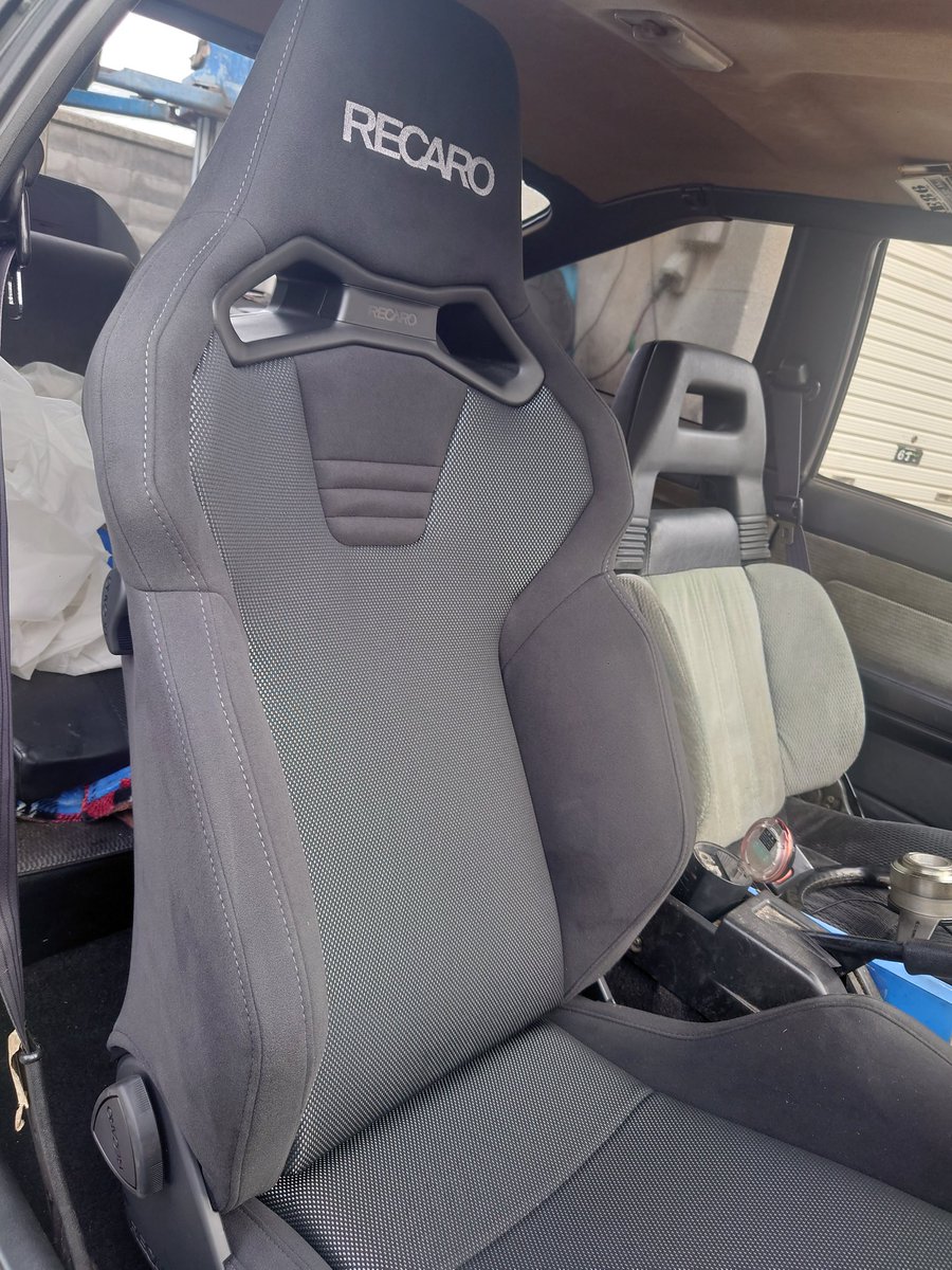 sr14_ae86's tweet photo. ボロボロのSR-2から、ついにSR-Sに、シルビアの時から、よく頑張ってくれました😊 https://t.co/byhPNhRA8I