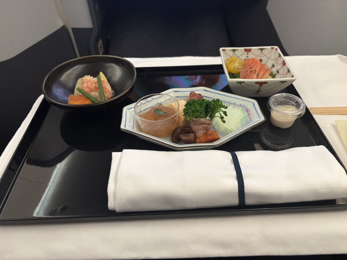 cs749r's tweet photo. 久しぶりの白米めっちゃ嬉しい🍚 https://t.co/b6grQVP0pL