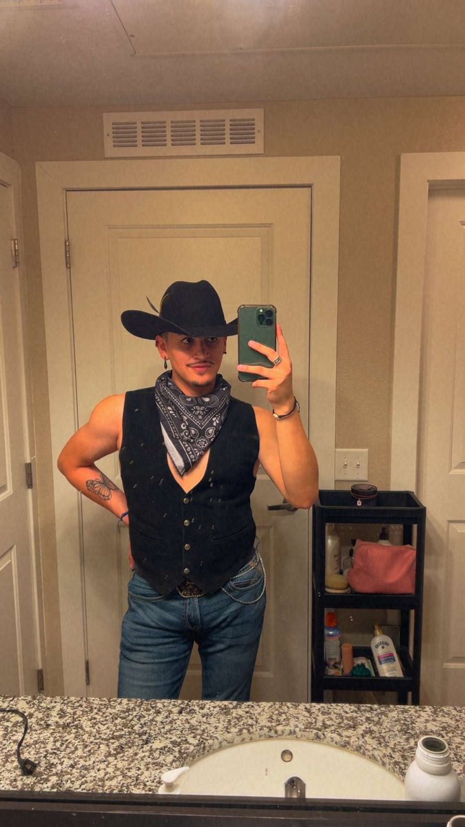 Brian_13197's tweet photo. 🐎 https://t.co/QWnDqPgaHl