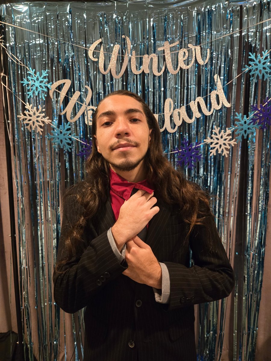 UGS | Sir Dank tweet media